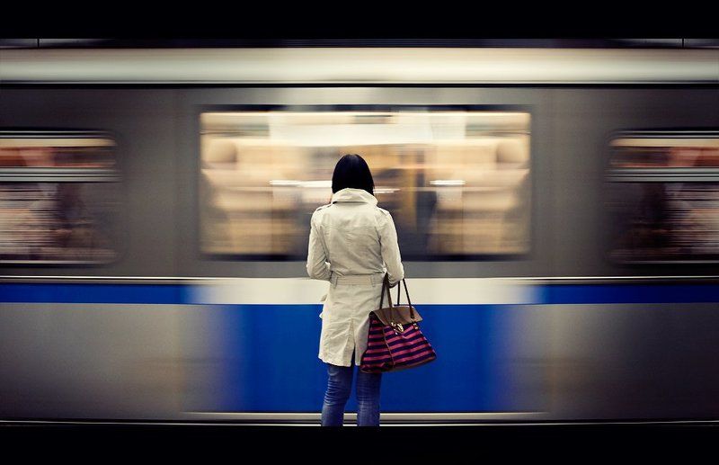 улицы, люди, черно-белое Улицы фото превью