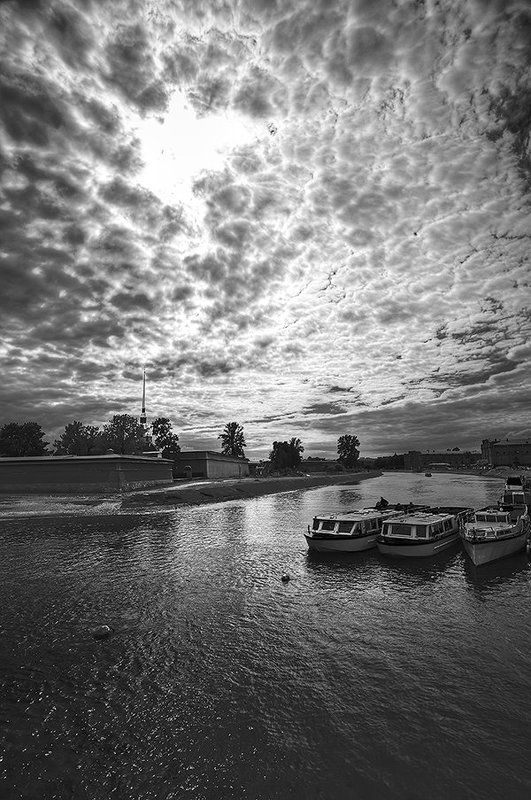 серия про питерское небо фото превью