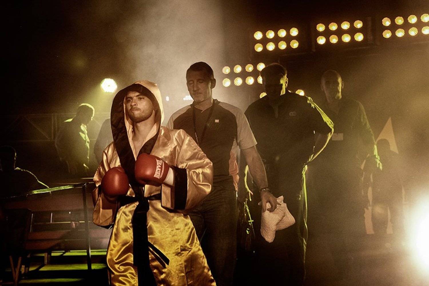 бокс, Tina Grach