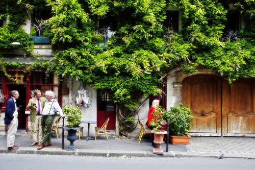 Давай посидим,проведем вечерок...