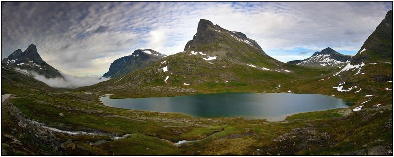 норвегия, фьерд, озеро Путь тролля фото превью