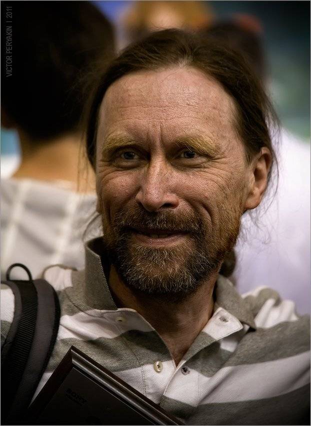 , Виктор Перякин