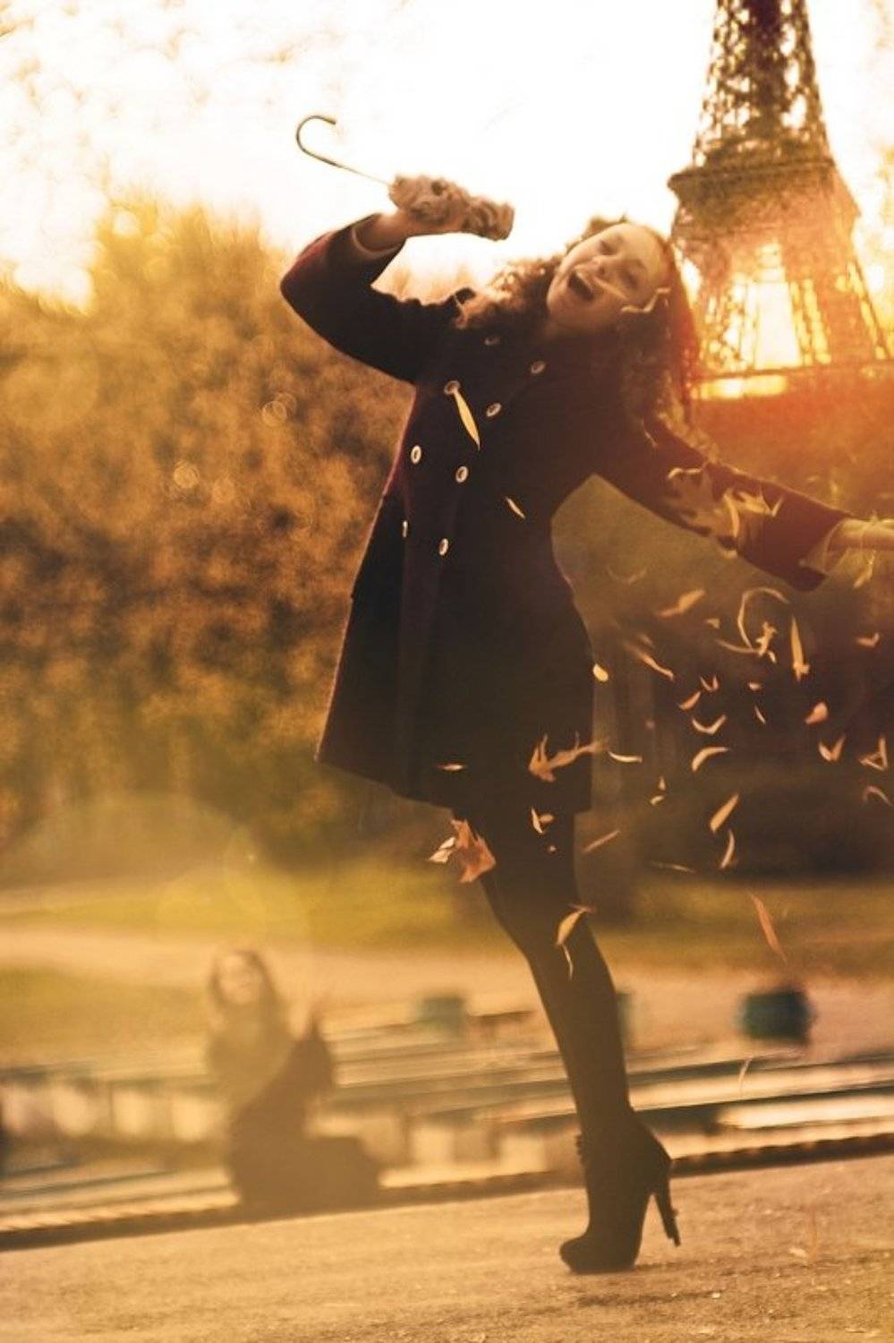 юпитер 9, эйфелева башня, париж, певица, ноябрь, осень, Alexander Ostapenko