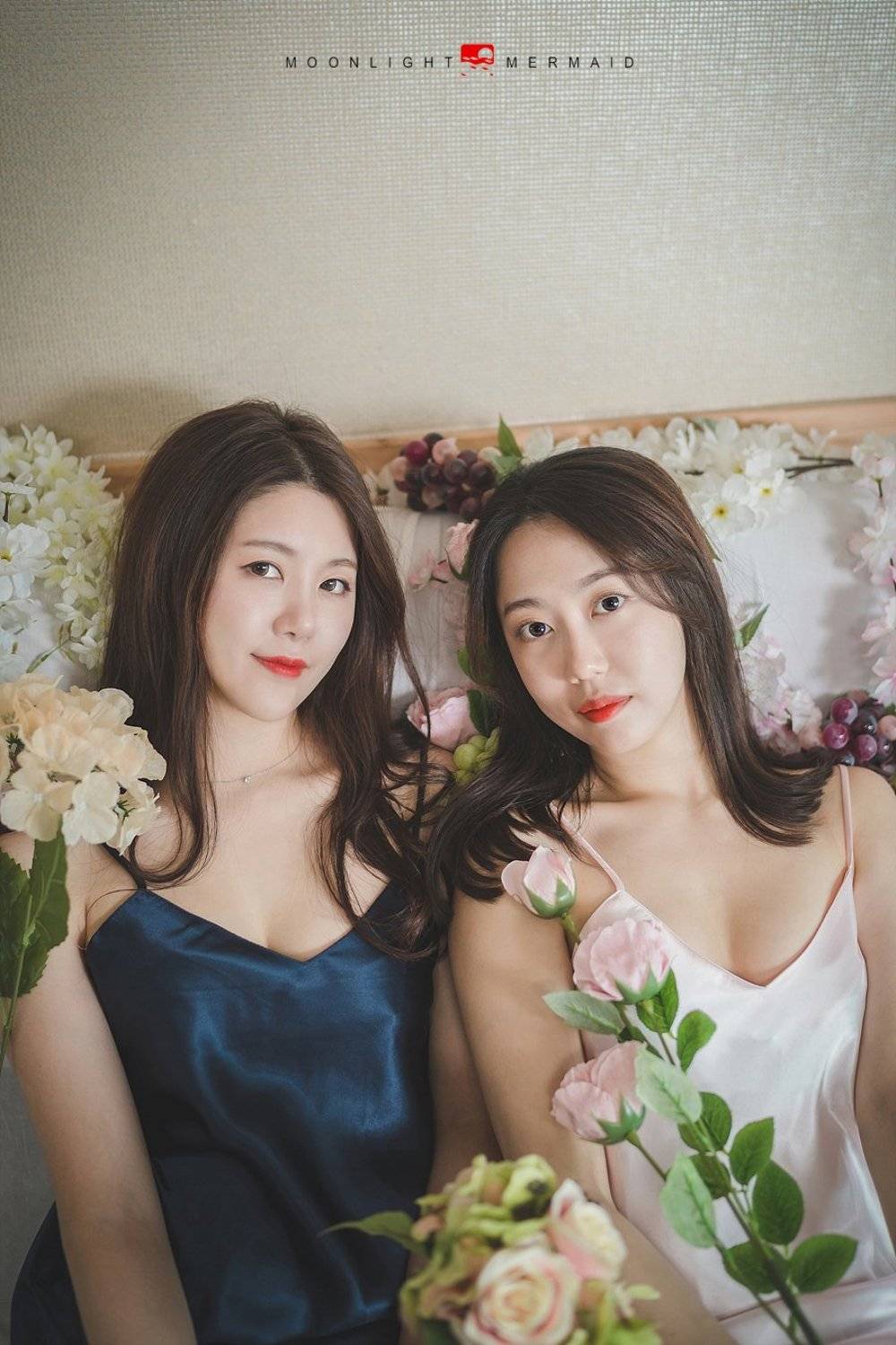 #sexy #girl #woman #beauty #cute #light #night #white #seminude #potrait #underwear #female #duet #a9 #sony, moonlight_mermaid