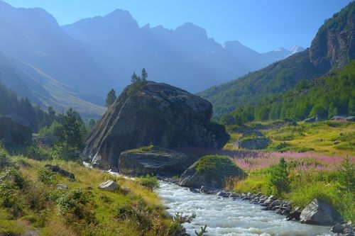 Утро в горах Кавказа