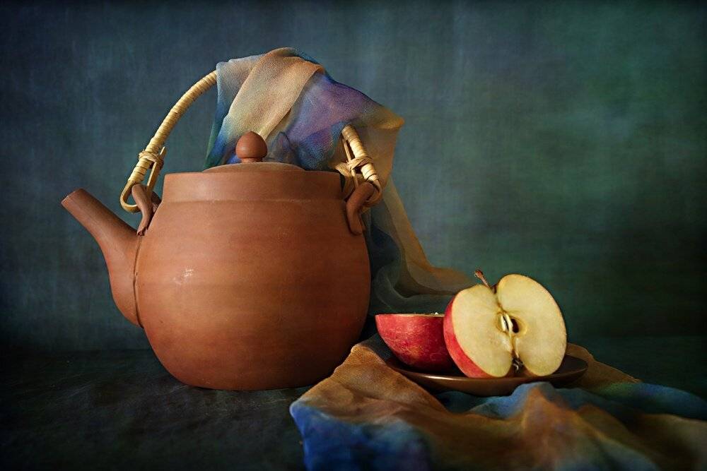 martwa natura z jabłkiem. Автор: Iwona , Iwona