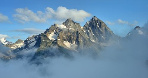 Вершины Нахара с Трехозерного урочища