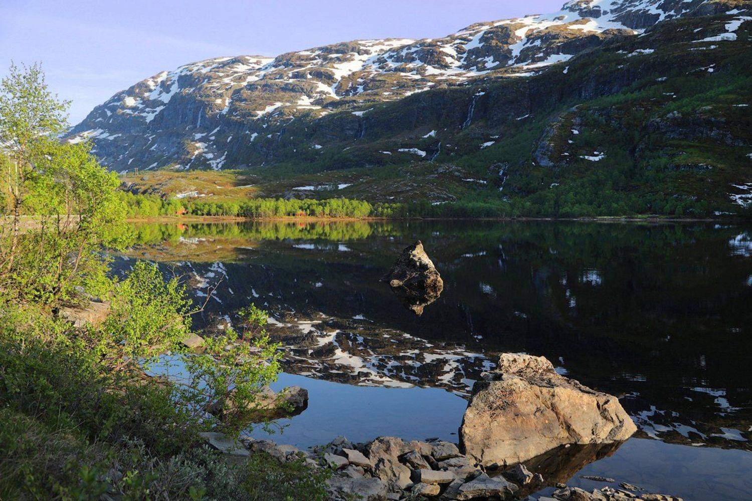 норвегия, озеро, вода, закат, отражение, зеркало, горы, свет, камни, снег, norway, lake, water, sunset, reflection, mirror, mountains, light, stones, snow, Вера