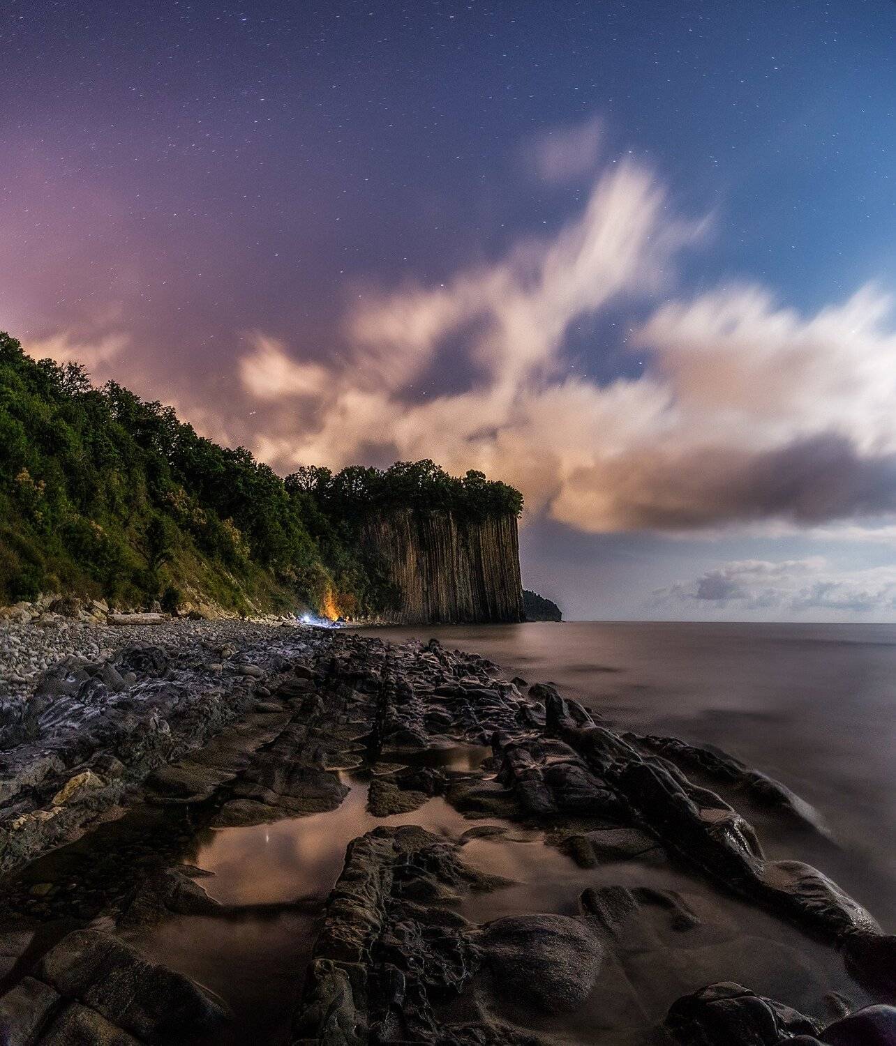 ночь, скала, море, черное море, длинная выдержка, night, nightscape, sea, seascape, long exposure, moonlight, лунный свет, water, Сергей Шабанов