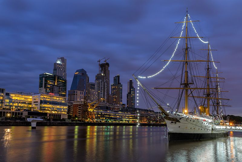 Вечер в Буэнос Айресе фото превью