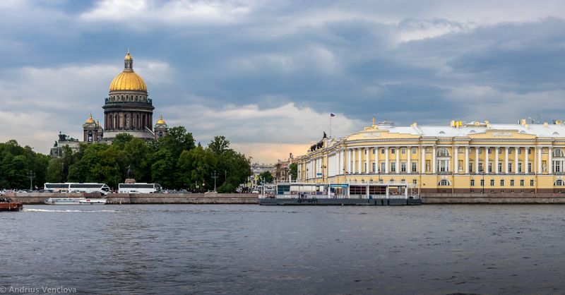 Rossi and Montferrand фото превью