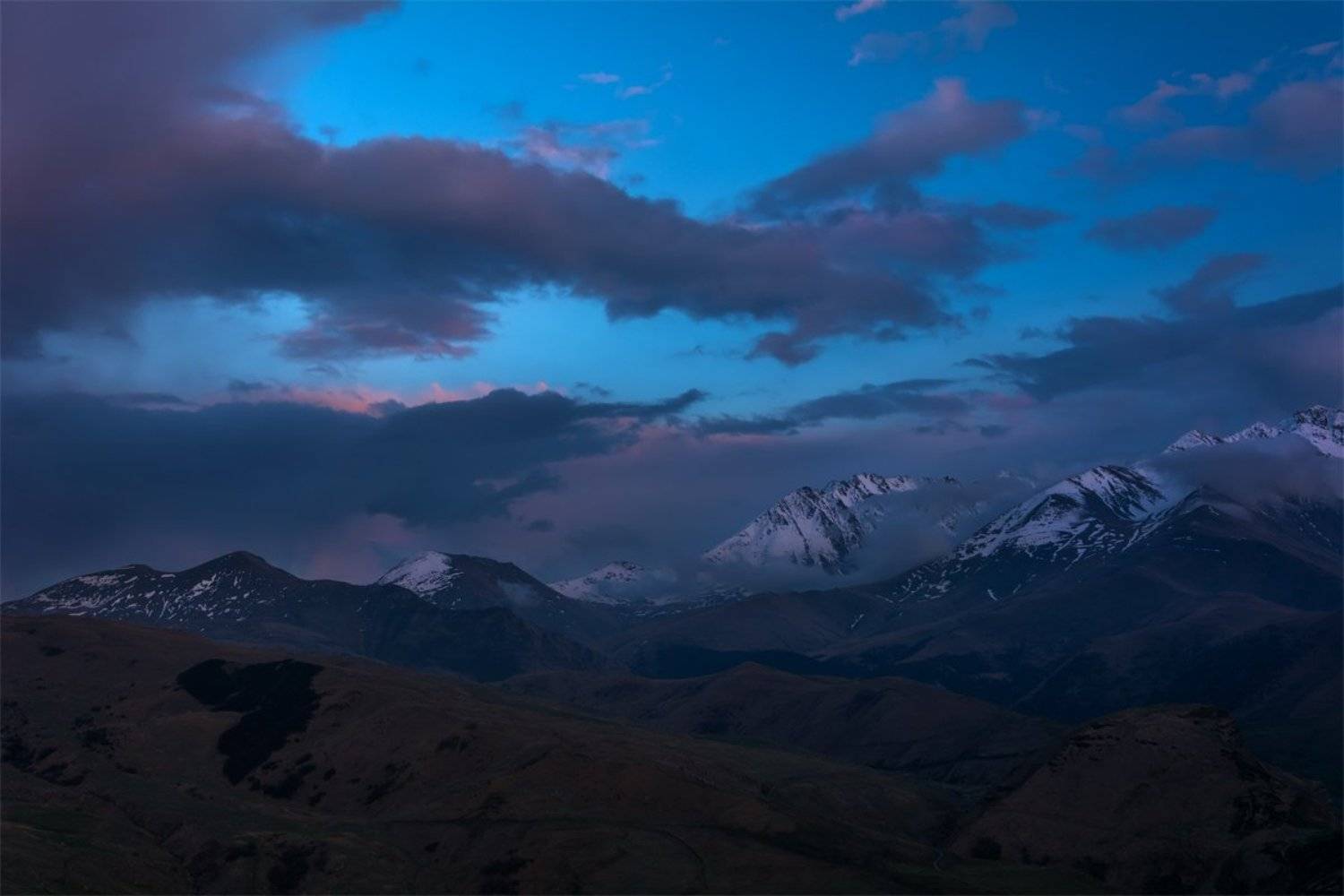 природа, пейзаж, кавказ, горы, весна, вечер, панорама, закат, солнце, небо, облака, свет, Альберт Беляев