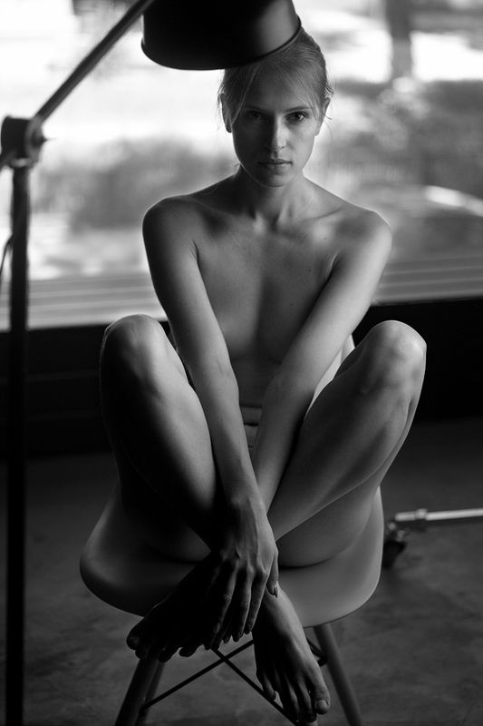 nude bw blackandwhite girl T e t a t e t фото превью