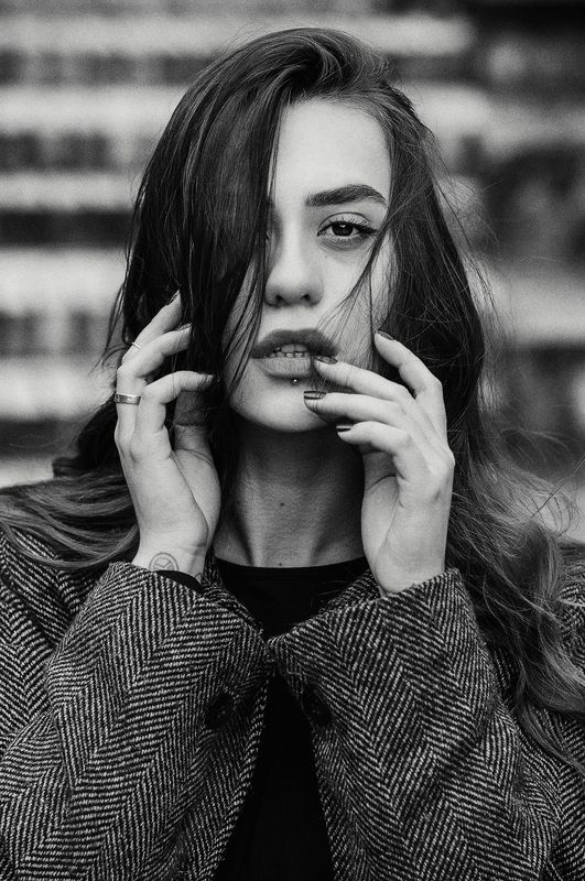 face hair eye fashionable curly green eyes brown eyes pretty pensive brunette lips blue eyes girl beauty beautiful fashion model young eyes sexy glamour cute female white black franpolonsky phfranpolonsky franpolonskiyphotographer photography photo [ Yana Thoriay ] фото превью