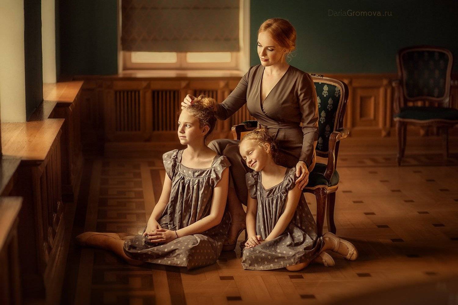 портрет, дарья громова, фотография, фото, фотоарт, фотограф, закат, детский портрет, дети, ребенок, сестры, малыш, девочка, мальчик, детская, фотосессия, фотосъемка, мама, музей, дом, Дарья Громова