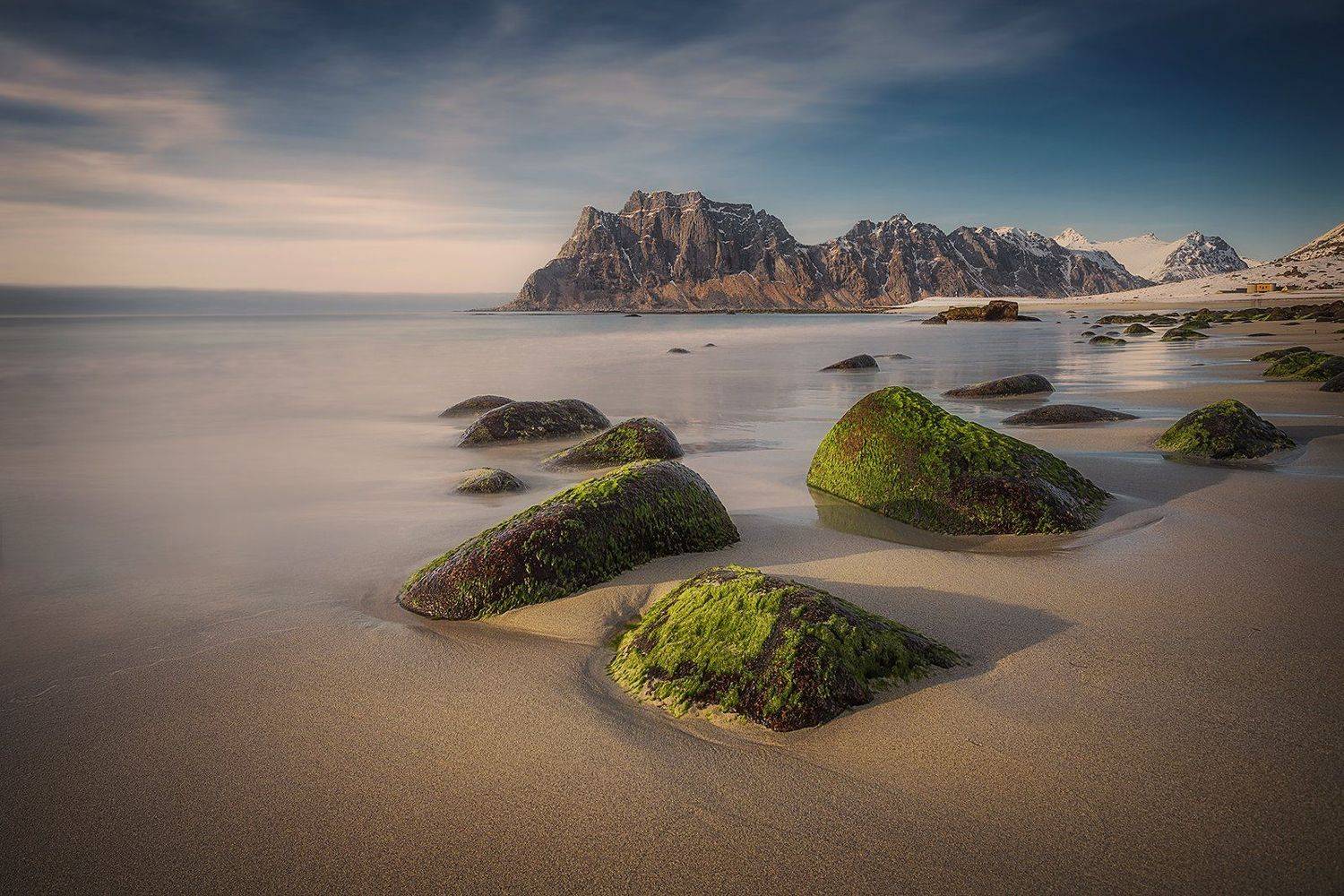 lofoten, islands, Norway, norwegian, utakleiv beach, arctic, sea, nordic, scandinavian, tradition, notrh, fish, island, winter, snow, mountains, Patrycja Towarek