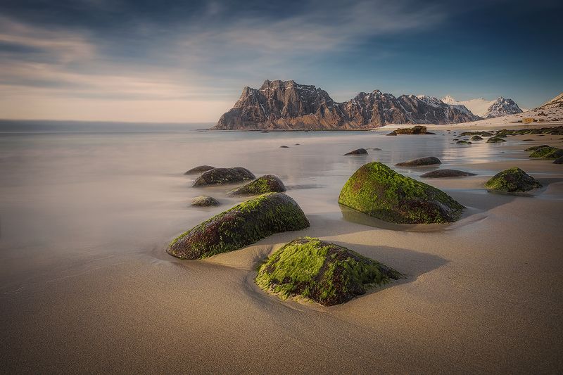 lofoten, islands, Norway, norwegian, utakleiv beach, arctic, sea, nordic, scandinavian, tradition, notrh, fish, island, winter, snow, mountains Utakleiv beach norway фото превью