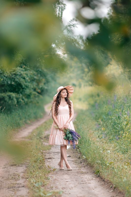 Девушка, портрет, прогулка Provence фото превью