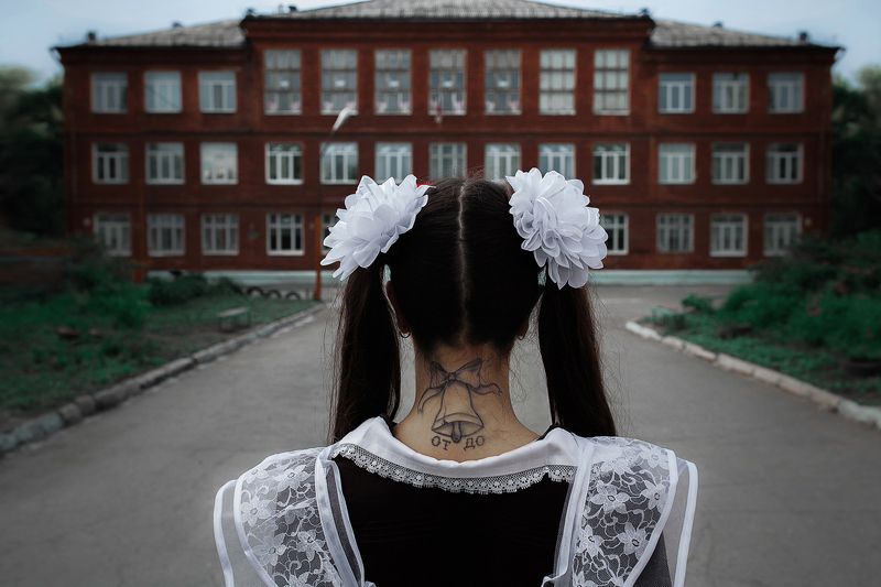 schoolgirl, school, call, final, last call, prison, term, conclusion, art, От звонка до звонка фото превью