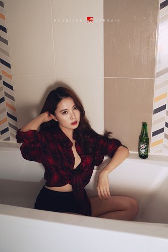 girl with beer