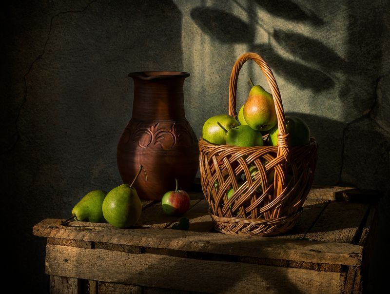 груши, корзина, кувшин, натюрморт *** фото превью