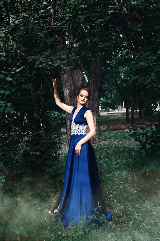 мода, фешн, красивые люди, портрет, платье, выпускница, красота, девушка, прическа Юлия фото превью