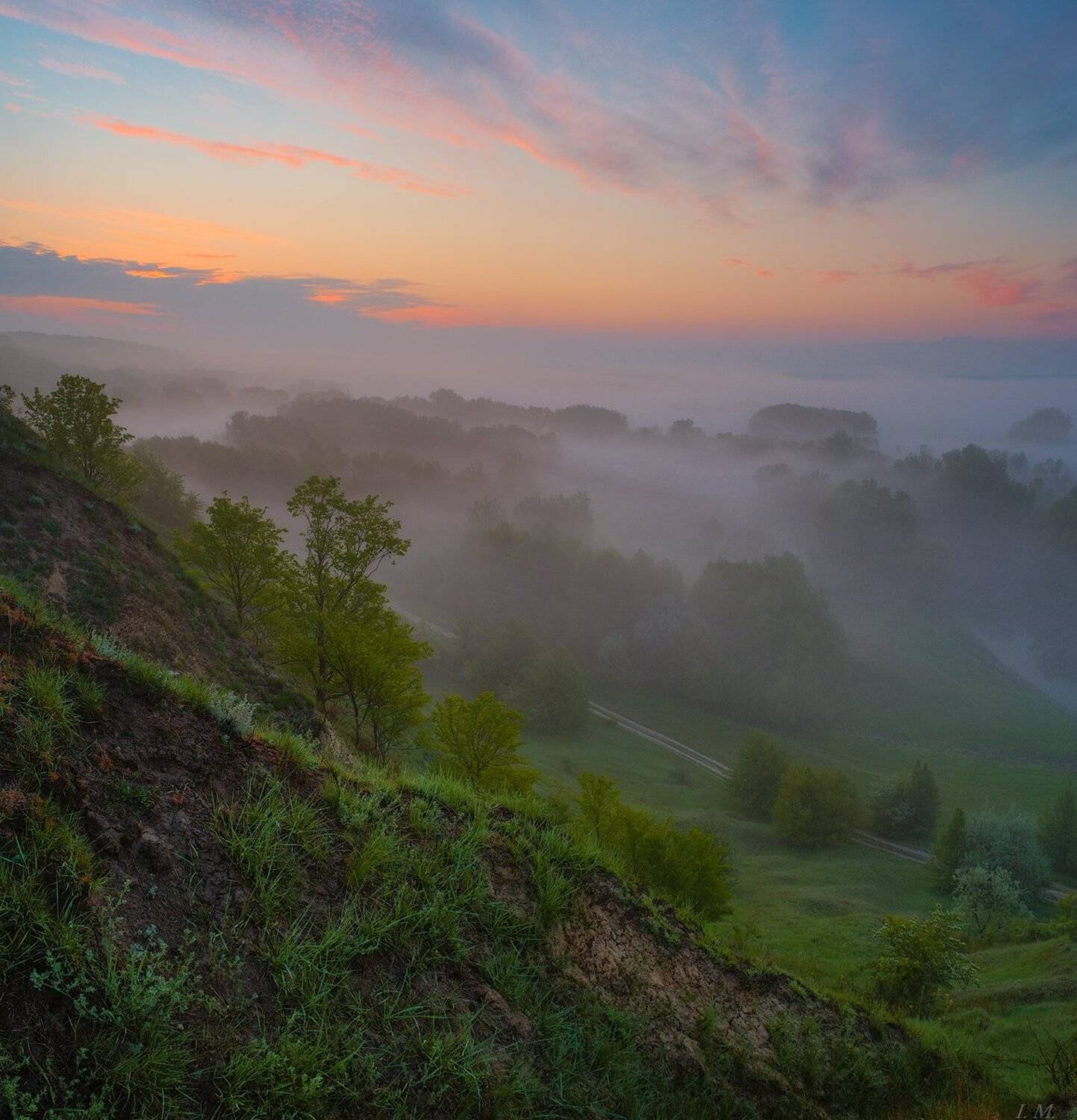 dawn, fog, light, morning, river, sky, Псел, рассвет, речка, туман, Утро, холмы, вид сверху, trees, Misty, colors, foggy, Psel, Ivan Maljarenko