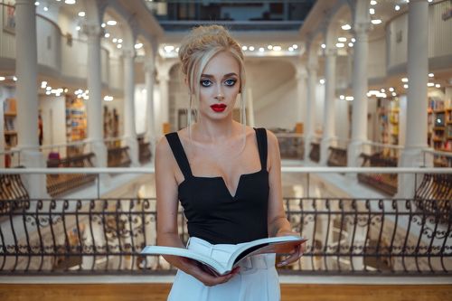 Ioana Diana Library