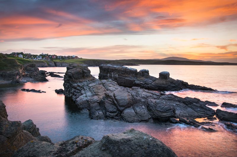 #the_ships #sinemorets #bulgaria #sunset #sea #water #rocks #stone Корабли фото превью