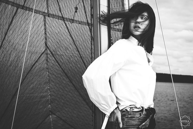 portrait, portraiture, outdoors, female, face, bokeh  Wind фото превью