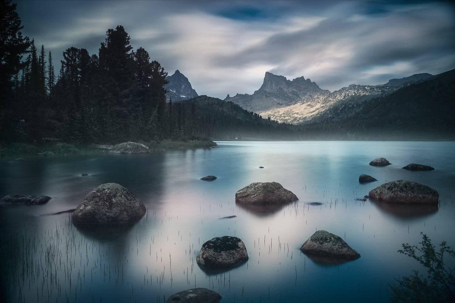 природа, пейзаж, ергаки, красноярский край, сибирь, озеро, горы, скалы, тайга, камни, берег, отражения, облака, голубой, большой, длинная, туризм, путешествия, nature, siberia, lake, ergaki, taiga, krasnoyarski krai, shore, cost, mountains, rocks, travel,, Дмитрий Антипов