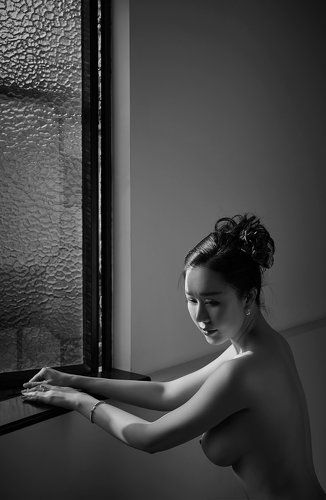 nude