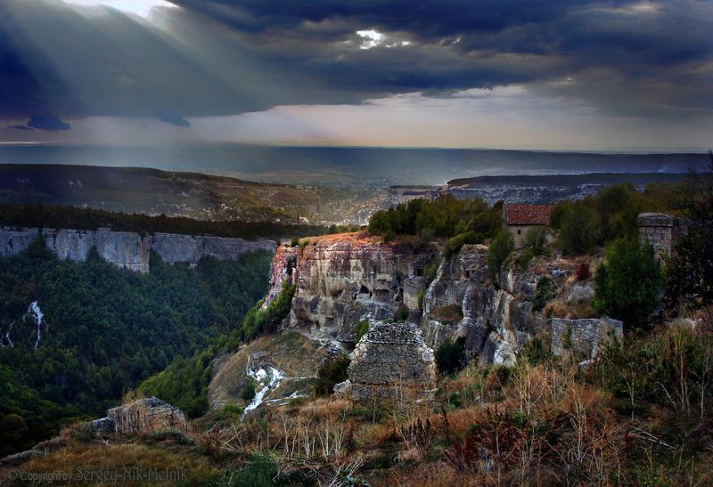 россия, крым,   горы, Луч света над Крымом фото превью