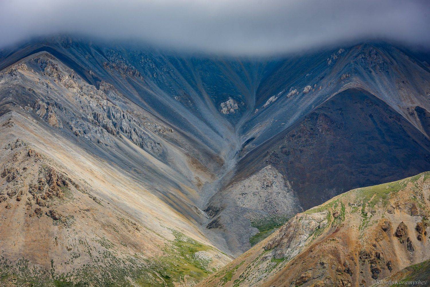 , Роман Карамышев