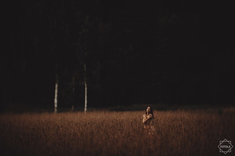 portaiture, female, model, evening, golden  hour,  портрет, женщины, вечер In the evening fields фото превью