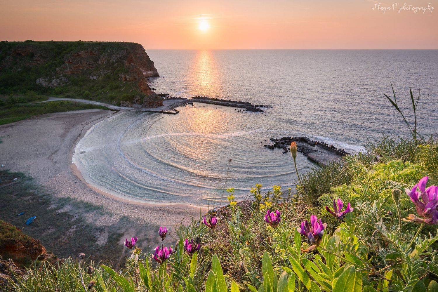 #bay #bolata #bulgaria #sunrise #sea #spring #journey, Mая Врънгова