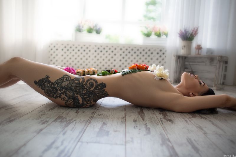 Nyotaimori фото превью