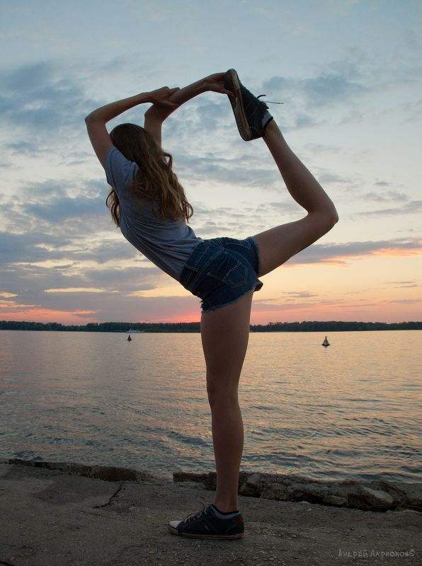 закат, река, девушка, грация, гимнастка, андрейларионов *** фото превью