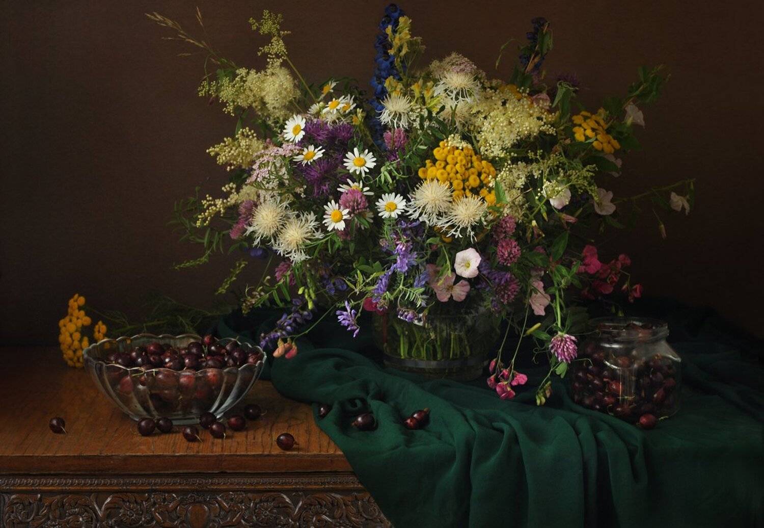 полевые цветы, крыжовник, лето, натюрморт, ромашки, Elena Pankova