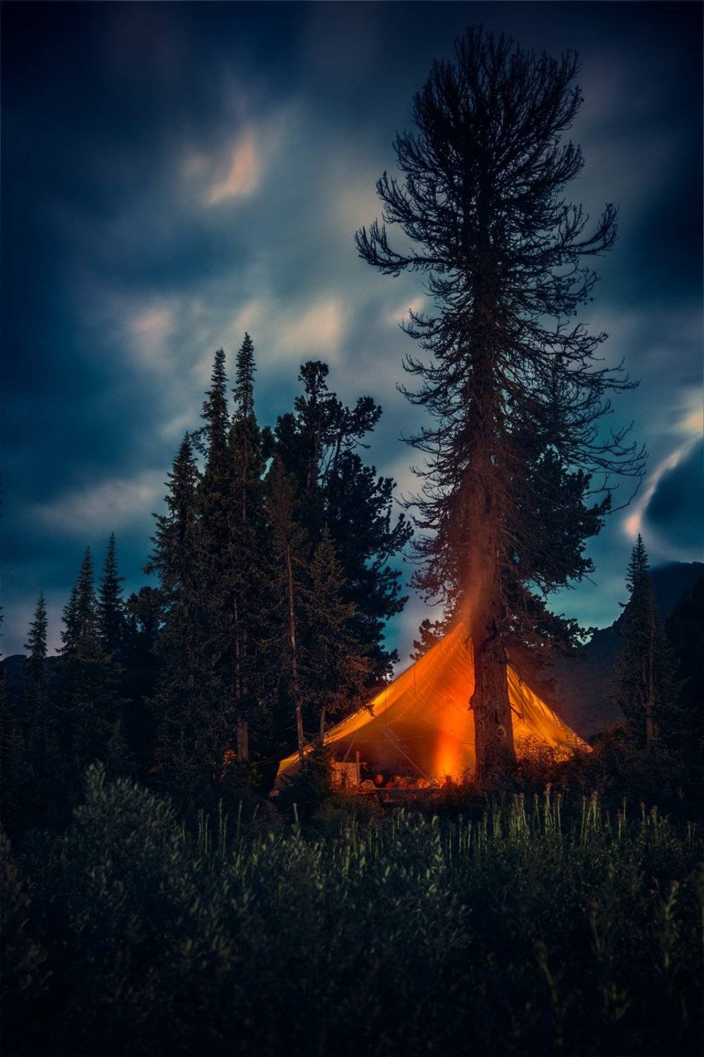 пейзаж, landscape, природа, nature, вечер, evening, поздний, late, ночь, dusk, night, темный, dark, красный, red, mounts, mountains, горы, taiga, тайга, forest, лес, ergaki, ергаки, siberia, сибирь, krasnoyarski krai, красноярский край, range, хребет, big, Дмитрий Антипов