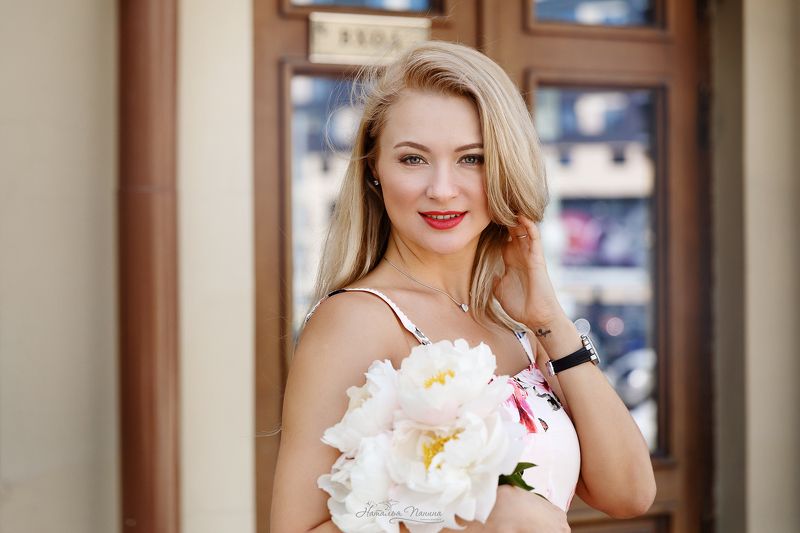 Блики солнца в волосах фото превью