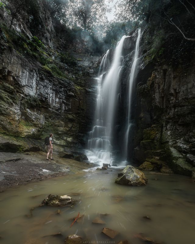 Водопад, путешествие, природа, грузия Водопад фото превью