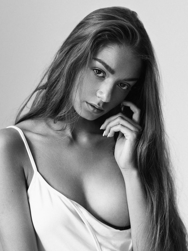 портрет, девушка, чб, bw, girl, mukhinalexandrcom, mukhinalexandr Лиза фото превью