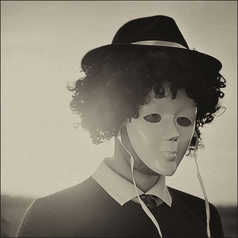 Максим фото превью