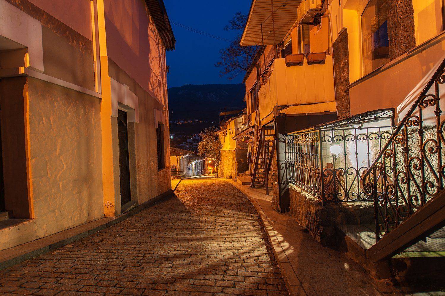 Крым, Гурзуф, город, море, горы, весна, ночь, , Лариса Николаевна Дука