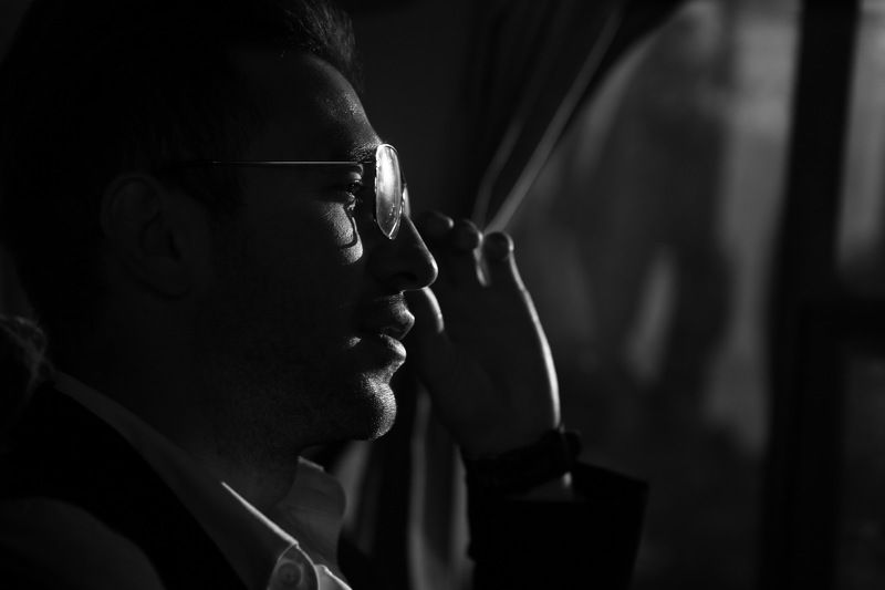 Уходя фото превью