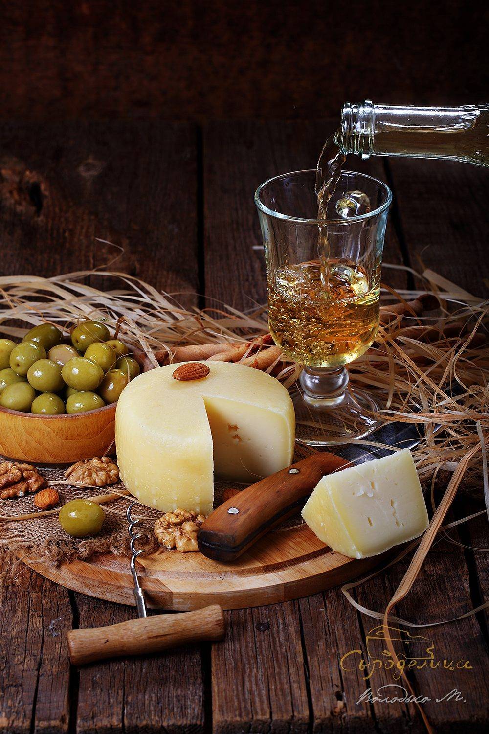 сыр,вино,оливки,миндаль,орех, Марина Володько