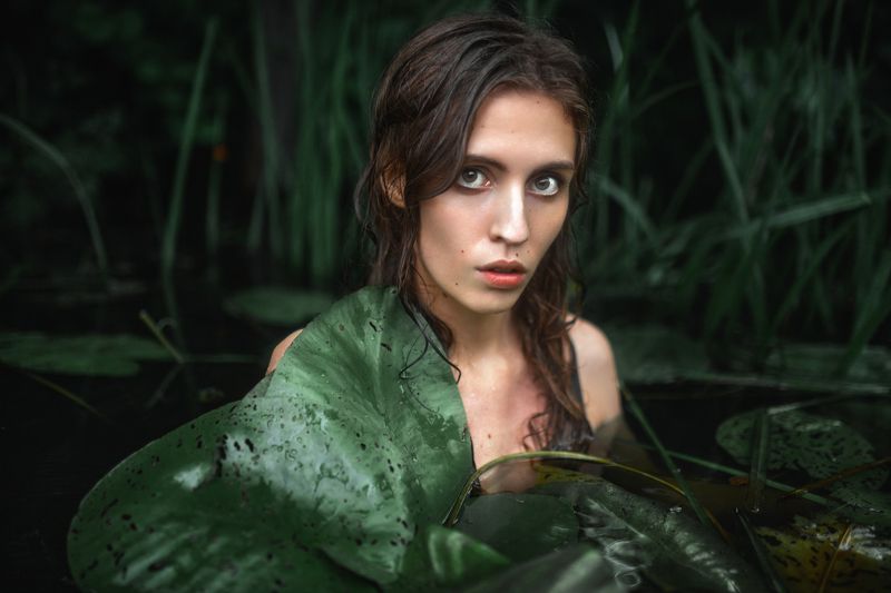 река, портрет, болото, кувшинки, девушка в реке, естественный свет, вода, *** фото превью