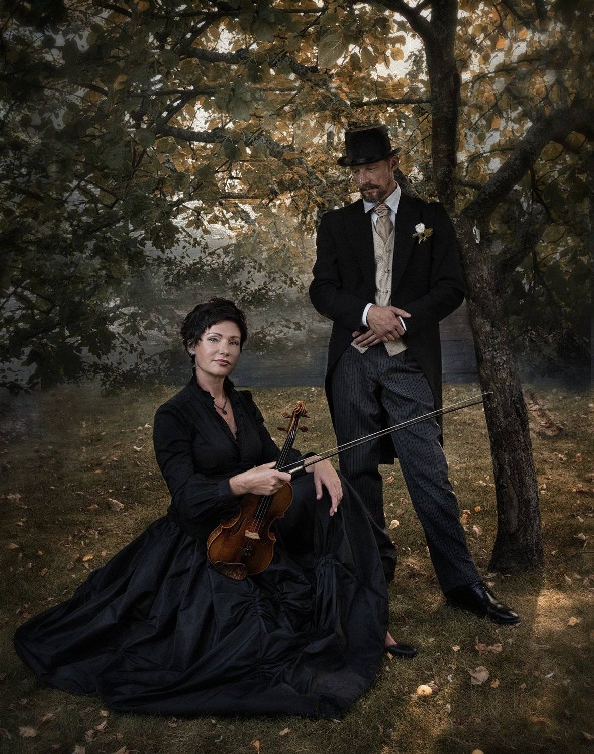 портрет,жанровый портрет , скрипачка , красивое платье , смокинг ., Natalia Kholodova