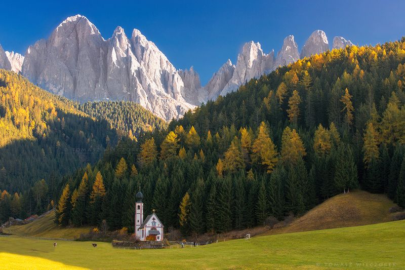 italy, italia, mountains, dolomiti, dolomities, autumn, church, sunrise, sunset, colours, light, ranui, santa magdalena, beautiful Majestic prayer фото превью